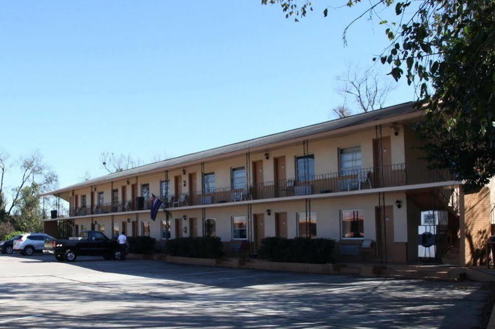 Parliament Resort Gay Mens Resort Augusta Ngoại thất bức ảnh